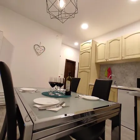 Apartment Ravnice *