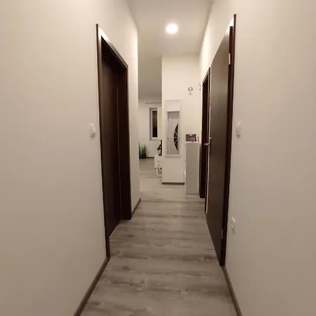 Ravnice Apartment