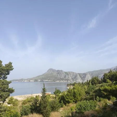 Ravnice Apartment Omis